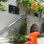 בית נופש Traditional Mediterranean